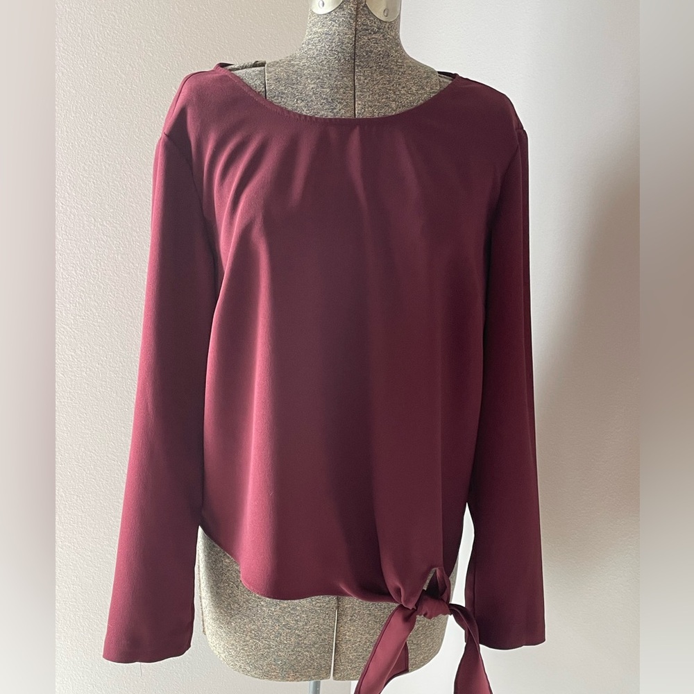 Talbots Women’s Top, burgundy, boat neck with tie at waist Med 100